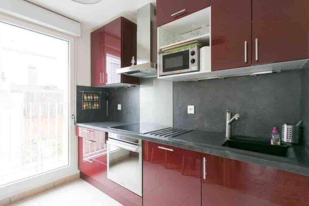 Appartamento Cozy & Quiet Getaway Just 300M From Paris With Free Private Parking Gentilly Esterno foto